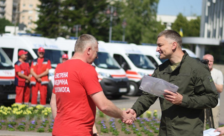 Громади на Сарненщині отримали нові авто «швидких»