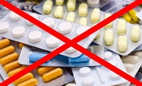 У Мелітополі місцевих мешканців травитимуть ліками невідомого походження