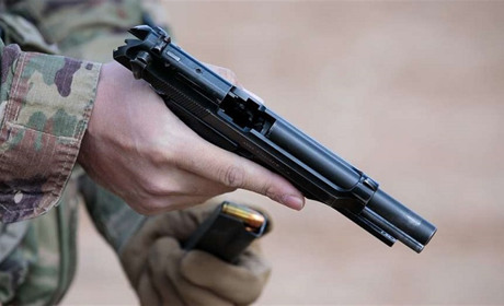 У місті Рені працівник військкомату вистрілив під час вручення повістки: що про це відомо