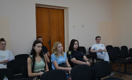 У Золотоноші проживають справжні чоловіки-батьки