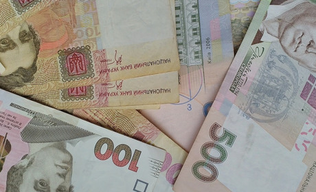 З 1 липня в Україні підвищать ціни на електроенергію, пальне і овочі