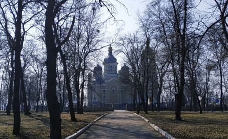 Хрещення, вінчання, поховання: скільки коштують церковні обряди у храмах міста