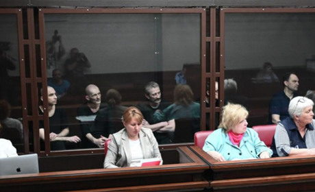 Над мешканцями Мелітополя, яких викрали російські спецслужби, влаштували судилище в Ростові