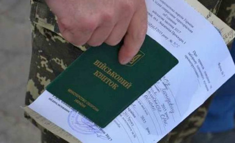 На Чернігівщині 20 тисяч чоловіків ховаються від військкомату. Ухилянтів шукає поліція