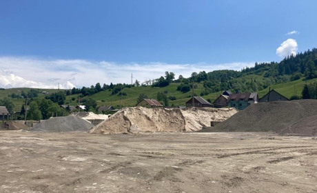 На Рахівщині виявили незаконний бетонний вузол: яким чином порушили закон