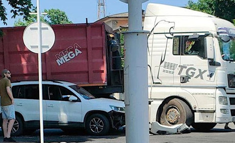 Место, где давят машины: в Измаиле появилась новая опасная точка ДТП с фурами