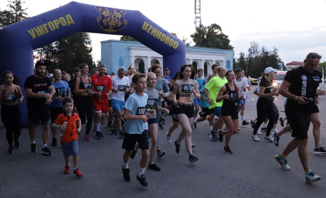 Понад 90 тисяч зібрали в Ужгороді під час благодійного забігу. Куди спрямують гроші