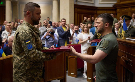 Герой України. Військовослужбовець із Сєвєродонецька отримав звання Героя і орден "Золота Зірка"