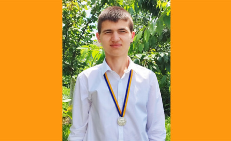 Учень звичайної сільської школи на Чортківщині склав мультитест з англійської на 200 балів