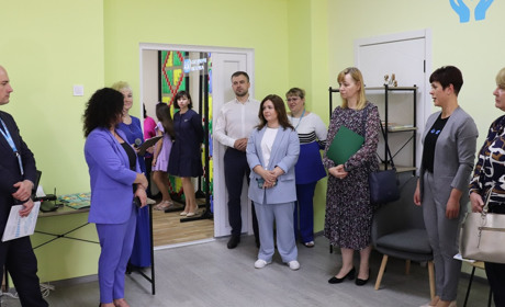 В Чернігові відкрили дитячі простори на базі палацу дітей та юнацтва. Хто долучився до відкриття