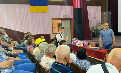 Голова ВЦА окупованої Попасної зустрівся з громадою у Жовтих Водах: відео