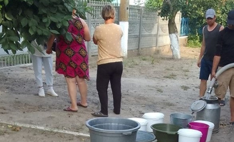 На Херсонщині для розв'язання проблем з водою окупанти обіцяють бурити глибокі свердловини