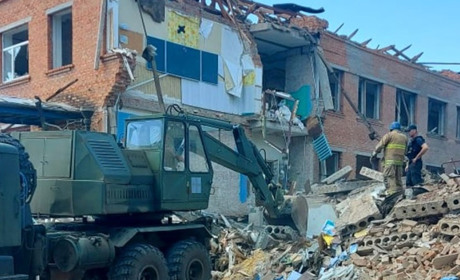В Оріхові завершилися рятувально-пошукові роботи на місці авіаудару. Знайшли ще трьох загиблих