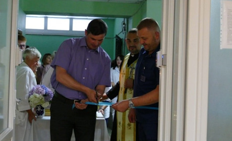 В Калуській ЦРЛ відкрили оновлене реабілітаційне відділення з сучасним обладнанням