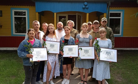 Учні Сарненського району отримали грамоти від Валерія Залужного