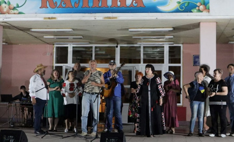«Саме тут ми вчилися мріяти, любити і співати». Як минув Гала-концерт
