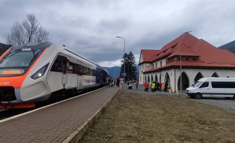 "Гірськи шатли" зі Львова до Рахіва. Розклад