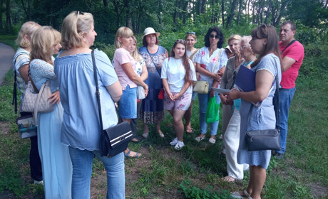 У Кагарлику відновилися пішохідні екскурсії міським парком