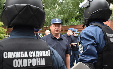 Пропонують роботу. Служба судової охорони України оголосила про вакансію у Лозовій
