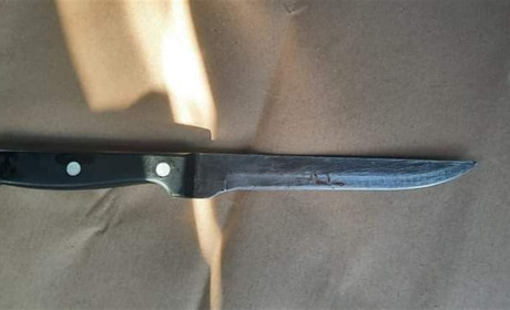 У Пʼятихатках затримали чоловіка, який мало не зарізав власну дружину