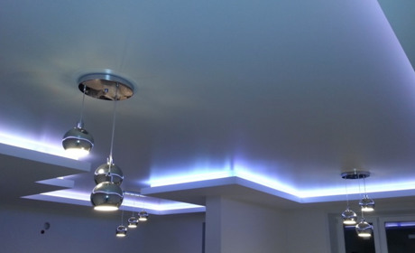 Що потрібно зробити перед тим, як встановлювати натяжні стелі?