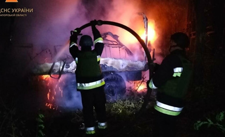 Внаслідок обстрілу Пологівщини загорілася вантажівка
