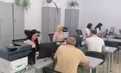 Тростянецький ЦНАП отримав нове обладнання і тепер може обслуговувати тростянчан навіть вдома