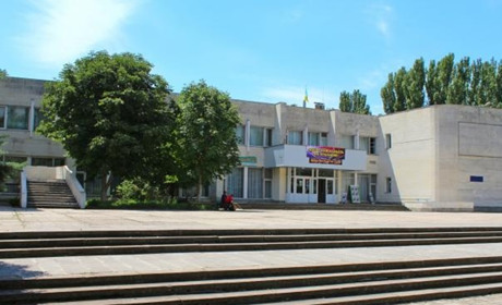 В Скадовському районі колаборанти продовжують відкривати «будинки культури»