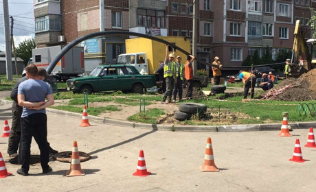У Лозовій до вечора 27 липня через ремонт трубопроводу не буде води. За якими адресами