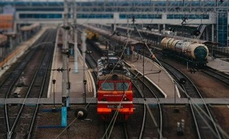 Окупанти у тестовому режимі запускають електричку Генічеськ-Джанкой