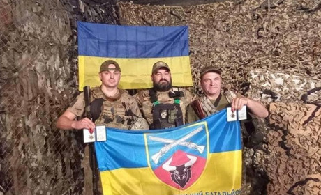 Нагороду «Золотий хрест» отримали Сергій Попович з Кіцманя та Олександр Костюк з Кліводина