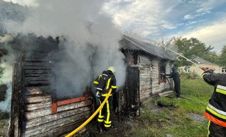 У селах на Сарненщині горіли два будинки