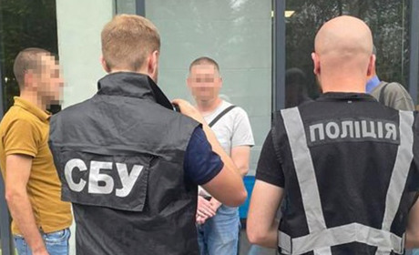 Затримали мешканця Червоноградського району, який пропонував ухилянтам підроблені документи