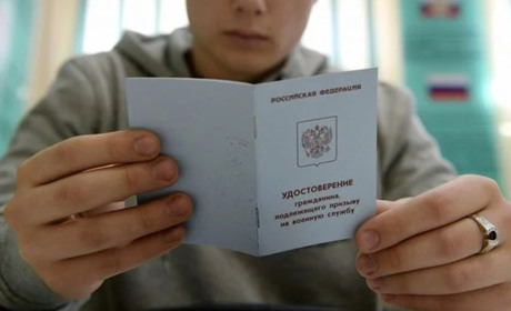 У Мелітополі ставитимуть чоловіків на облік у військкоматі без особистої присутності