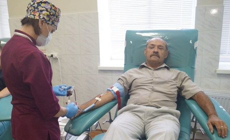 Рятувальник із Запоріжжя Олександр Купрій став донором крові 160-й раз