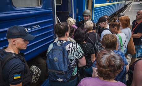 2 серпня з Покровська до Бердичева та Львова залізницею евакуювались 116 мешканців Донеччини
