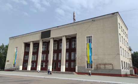 Народний дім Червонограда оголошує набір у театр естрадної пісні «Апельсин» та художню студію