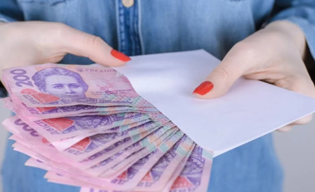 Для переселенців встановили два періоди виплат: до 15 та 28 числа