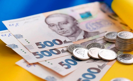 До Дня Незалежності українці отримають разові доплати: хто та скільки отримає