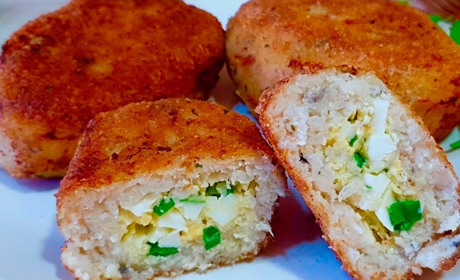 Готуємо сьогодні: рецепт рибних зраз з начинкою