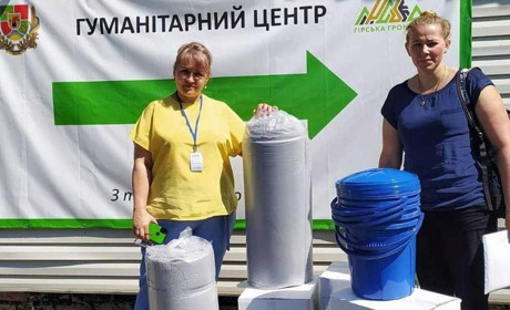 Майже 1000 переселенців отримали гуманітарку у хабах Гірської громади: Що надається та хто допомагає