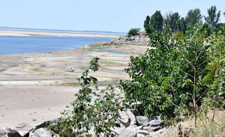 У Нікополі нагадали про заборону виходу на берегову лінію Каховського водосховища