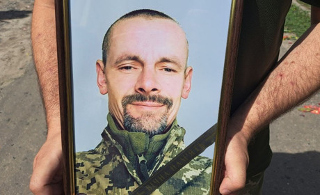 У Гадячі попрощалися із загиблим військовим Володимиром Тиндиком