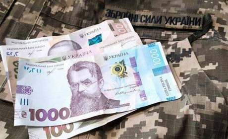 Уряд затвердив доплати для військовослужбовців, правоохоронців і рятувальників