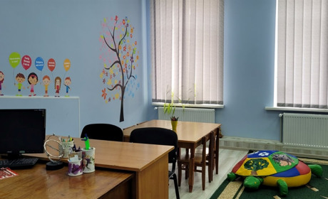 Центр комплексної реабілітації для дітей з інвалідністю набирає діток: куди звернутись