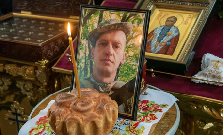 У Нікополі провели в останню путь захисника України Володимира Луньова