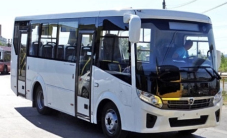 З Генічеська росіяни відновили автобуси у Крим