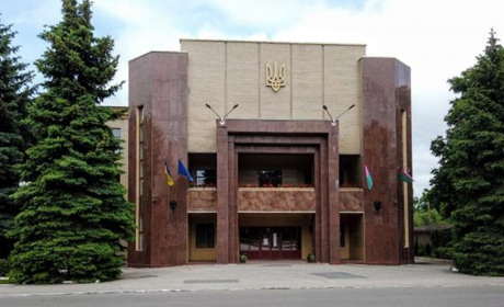 Лозову причепурять до Дня Незалежності України. Що планують зробити комунальники до свята