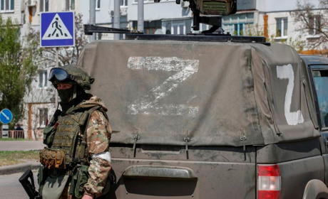 Рашисти вимагають списки всіх порожніх квартир у Бердянську