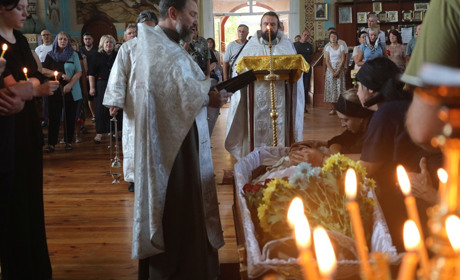 У Смілі прощалися із захисником Сергієм Зеничем з Попасної